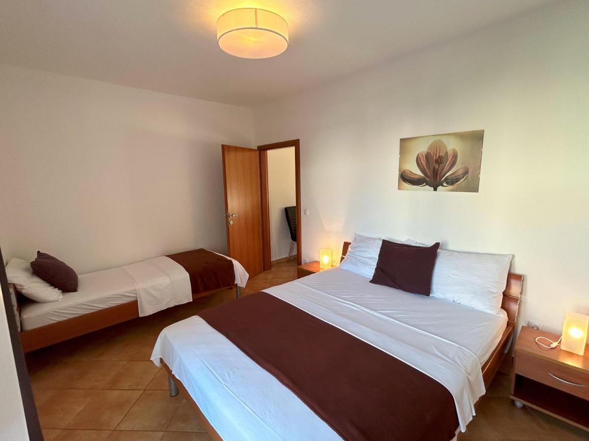 Apartments Antonella Trogir Exterior foto