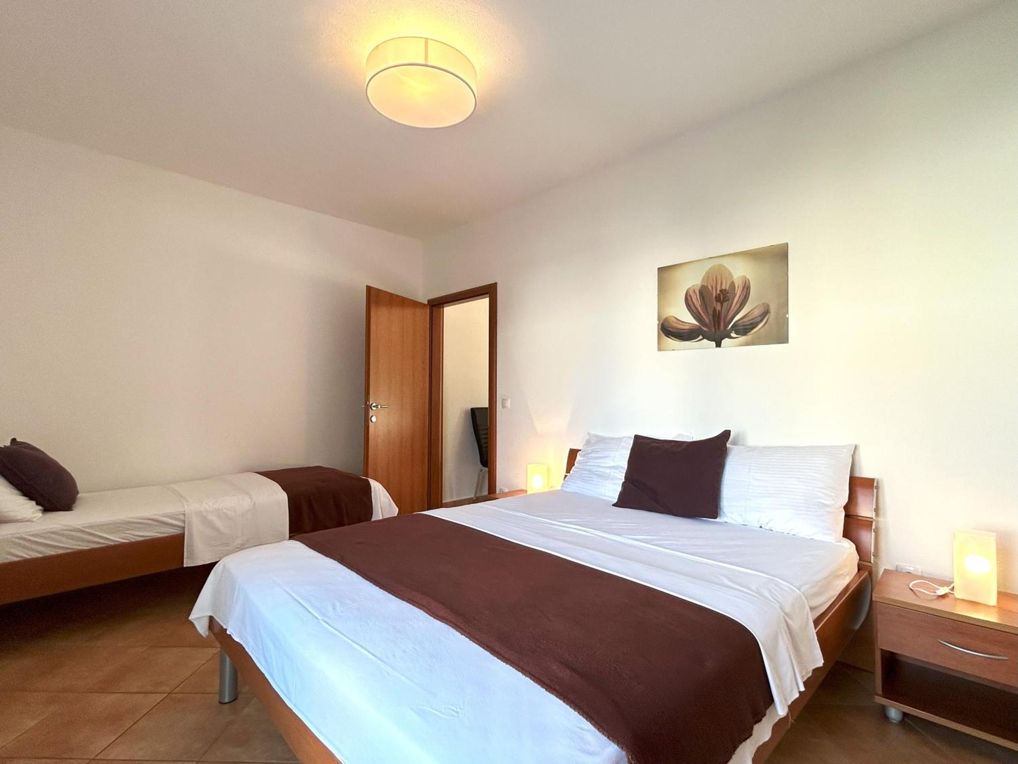 Apartments Antonella Trogir Exterior foto